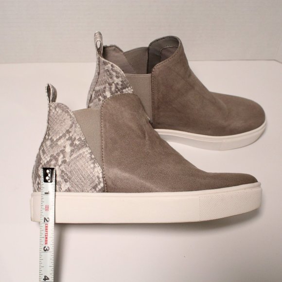 LIKE NEW! Steve Madden - 2" Heel | 5.5 - Picture 9 of 10